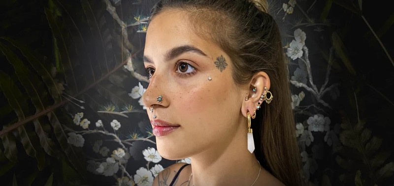 Stretch-It-Body-Jewellery-Limited-1_11zon